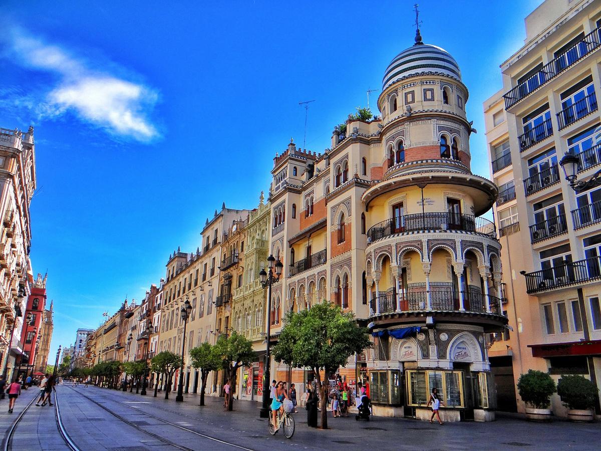 Hostly Acetres 1A Loft In City Center, Comunal Terrace, Fibre,Parking Optional Sevilla Exterior foto